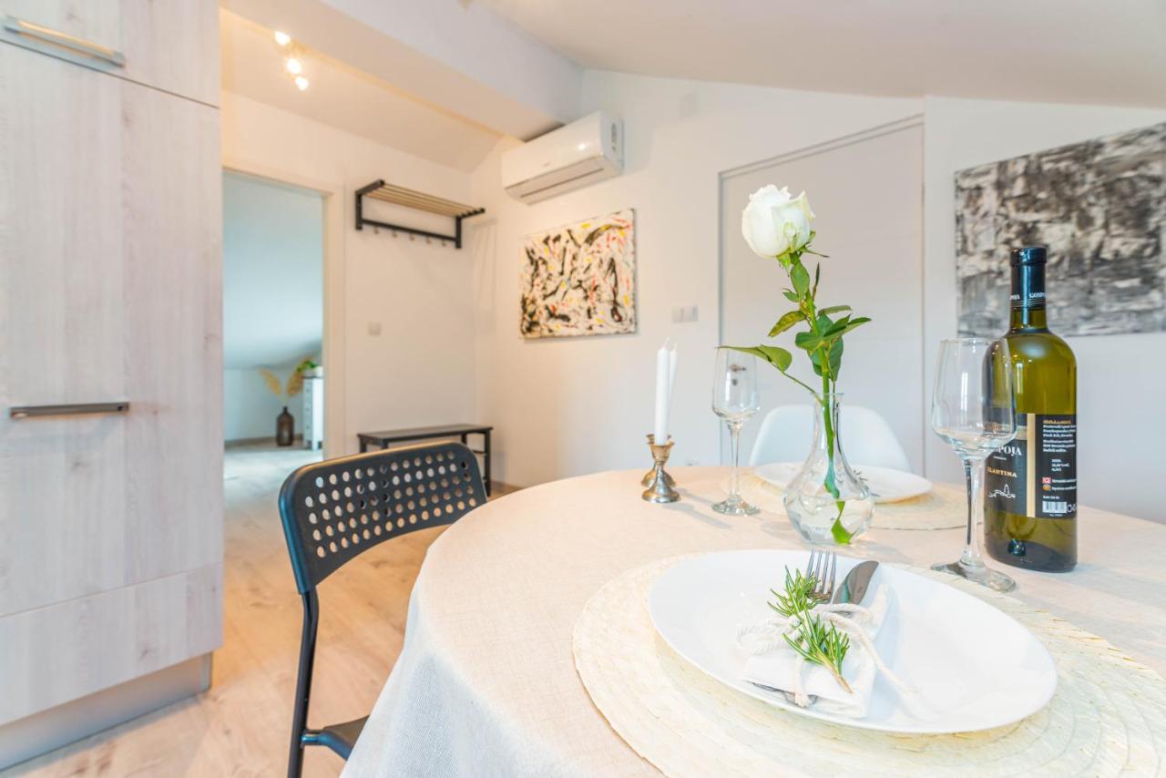 Apartment Egon Malinska Esterno foto